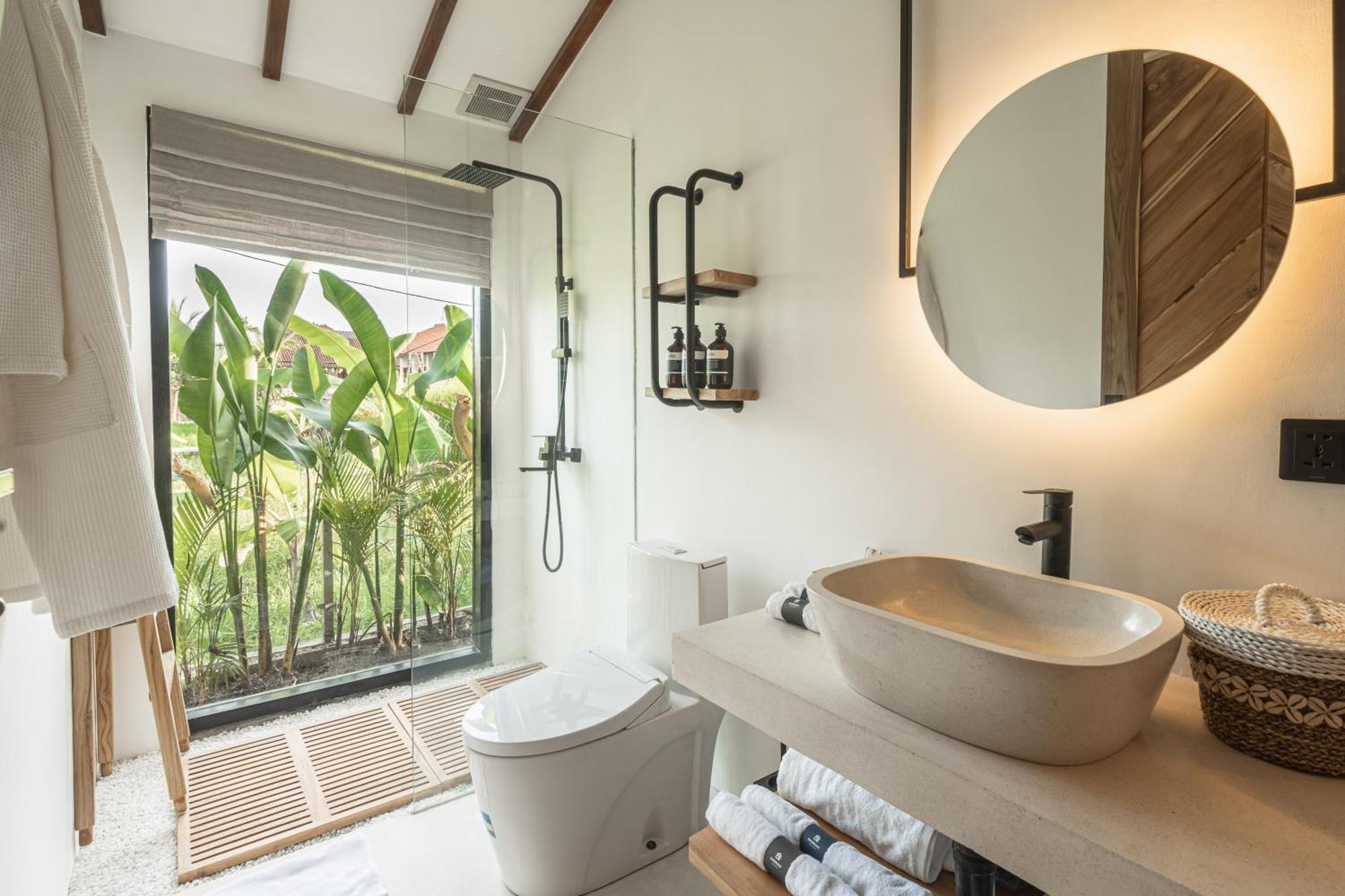Udara By Evdekimi - Spacious 4br Pool With Lush Garden At Artistic Center Of Villa Ubud (Bali)